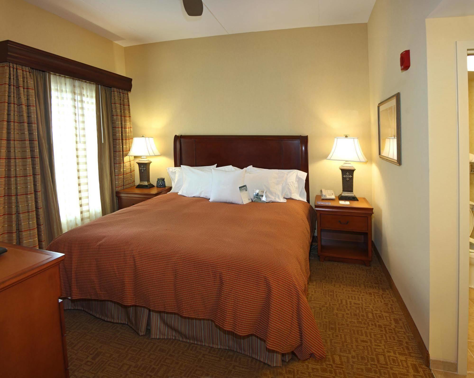 Homewood Suites By Hilton Lancaster Exteriér fotografie